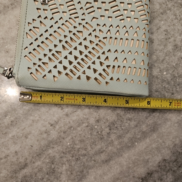 Stella and Dot Clutch - Picture 11 of 13